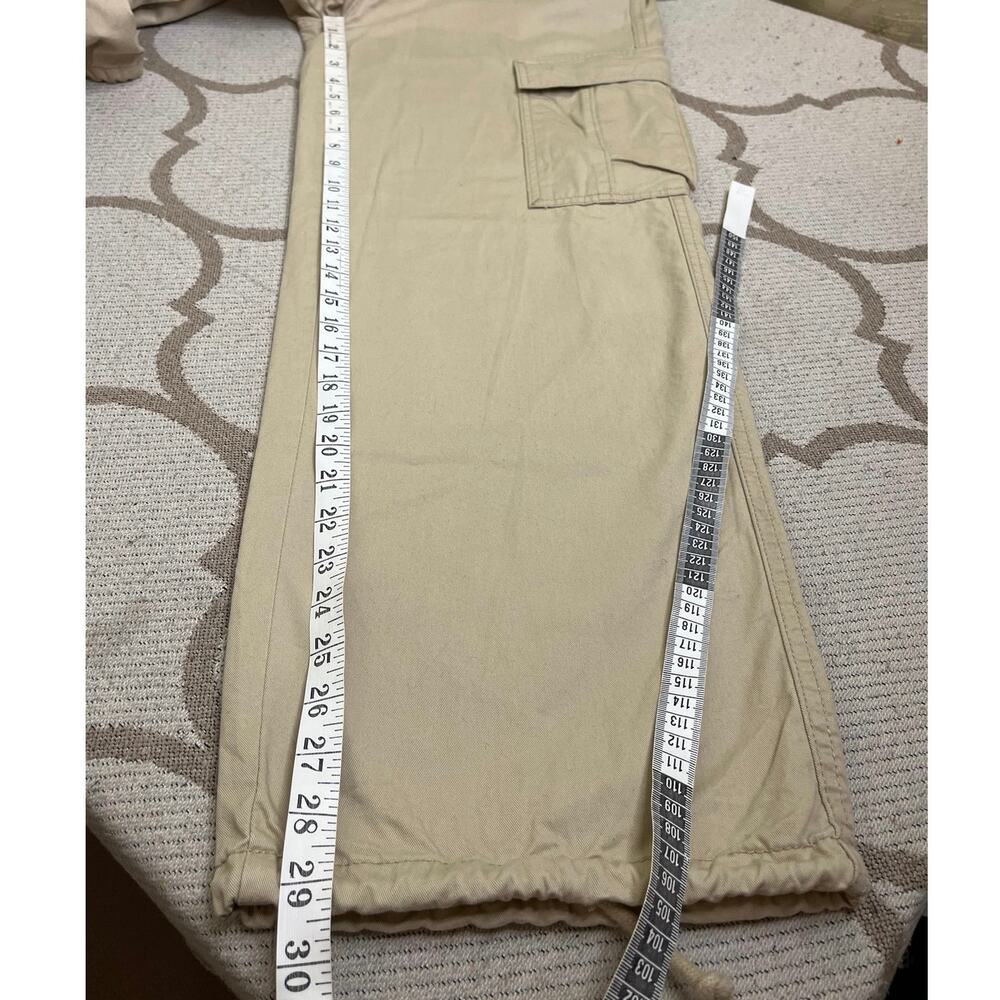 Levi’s ‘94 Baggy Cargo Safari- Tan Pants, size 29
PC9-A4707-0016, MSRP $80 - Picture 9 of 15